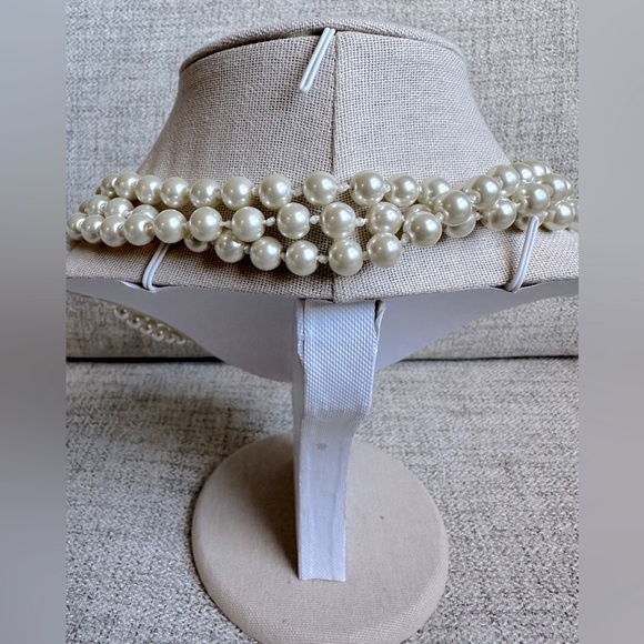 Faux Pearl extra long single strand ~ 60 inches long great quality gorgeous - Picture 4 of 4